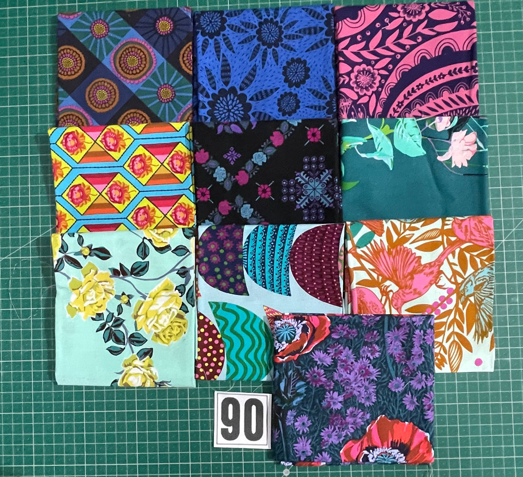 Anna Maria Horner & Consevatory Fat Quarter Bundle - 10 Metric Fat Quarters 90