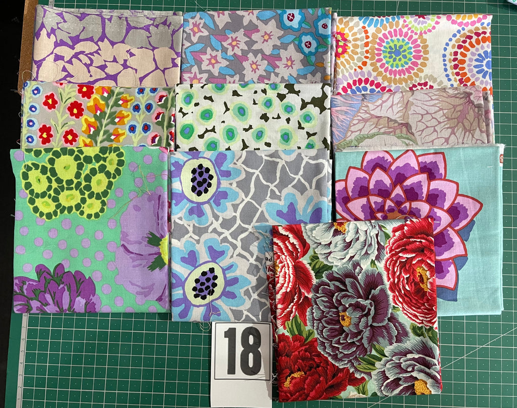Kaffe Fassett Collective Collection Fat Quarter Bundle - 10 Metric Fat Quarters 18
